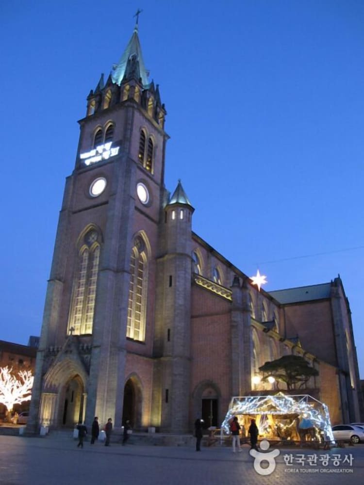 b my guesthouse hostel