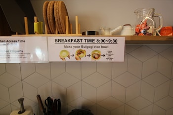 b my guesthouse hostel