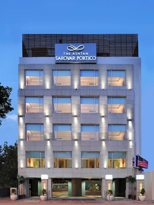 The Ashtan Sarovar Portico Delhi,Green Park>>Delhi,4 star