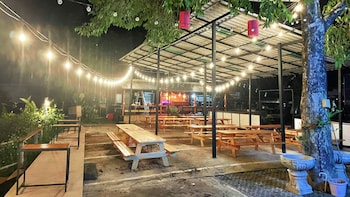 revolution pai hostel