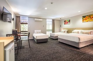 Nightcap At The Ranch Hotel,Macquarie Park>>Eastwood,4 star