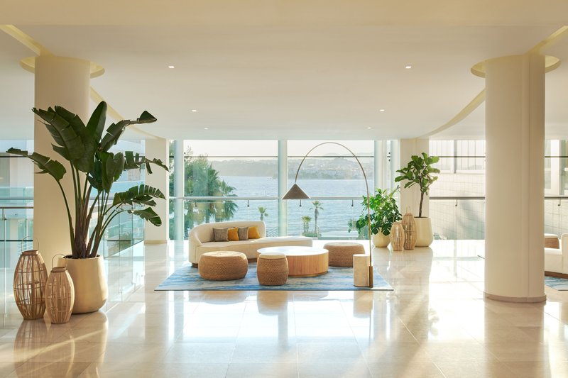 le meridien lav split