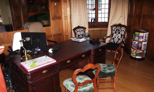 ashby manor guest house