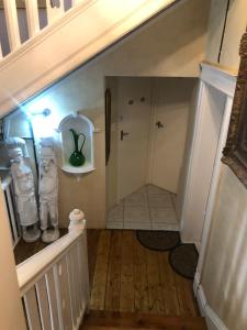 ashby manor guest house