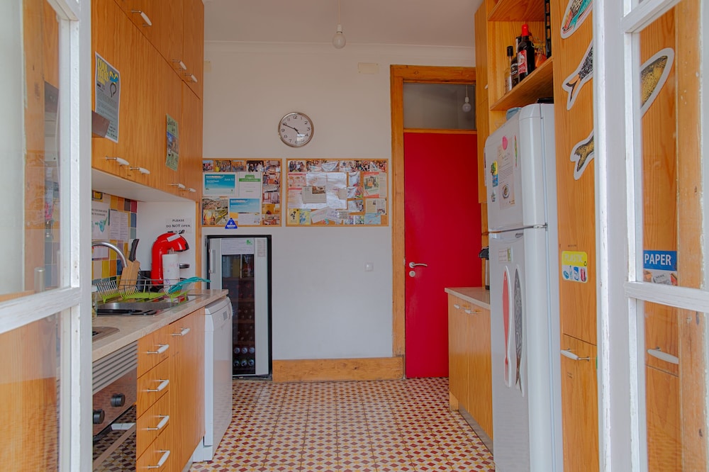 this is lisbon hostel