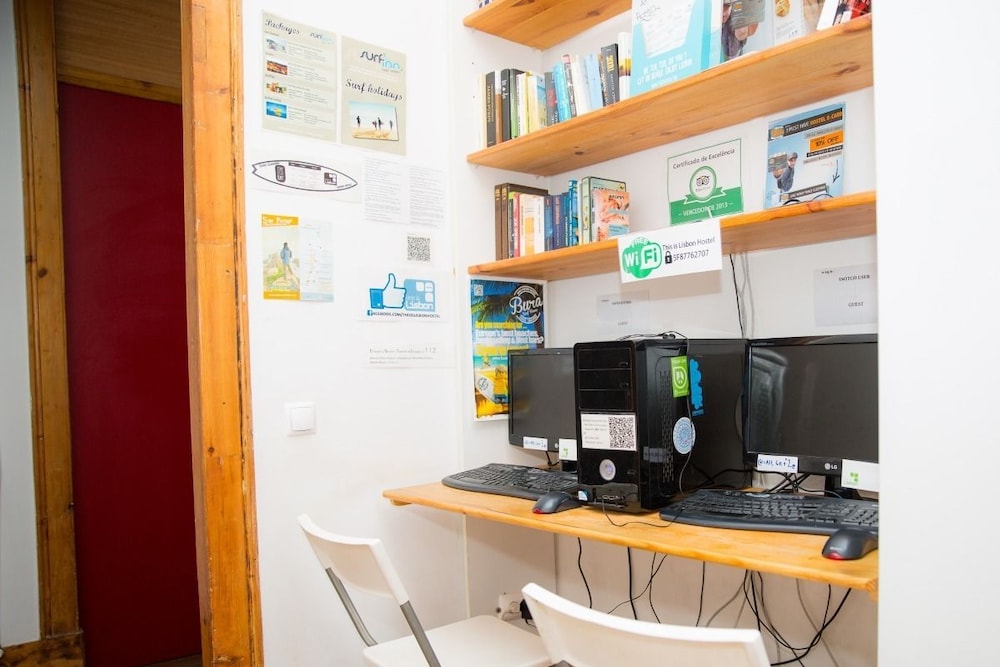 this is lisbon hostel