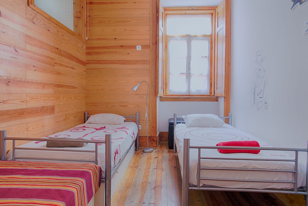 this is lisbon hostel