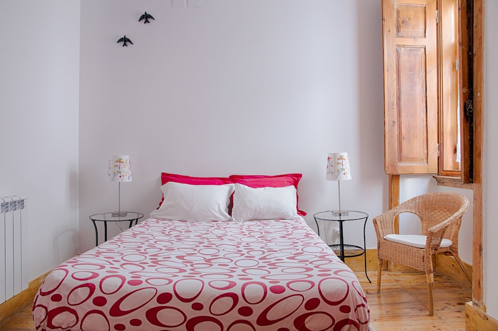 this is lisbon hostel