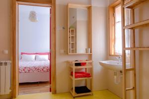 this is lisbon hostel