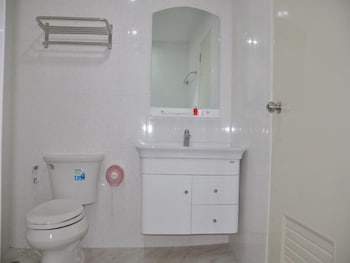 double dd house mrt sutthisarn