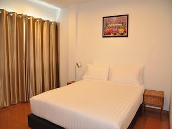 double dd house mrt sutthisarn