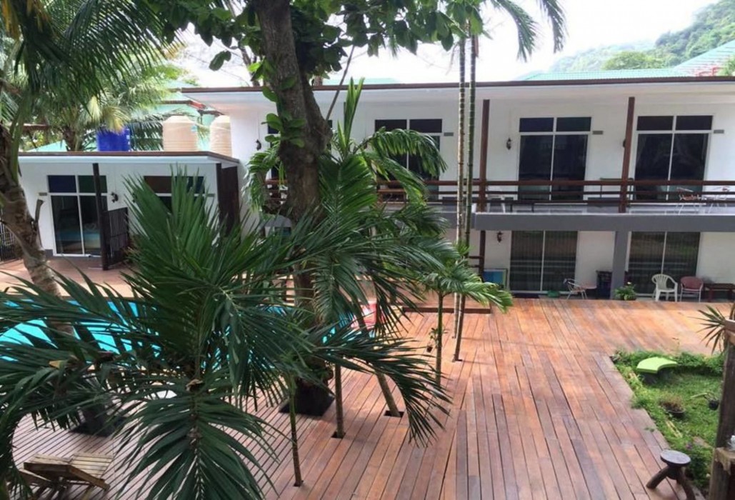 apple beachfront resort