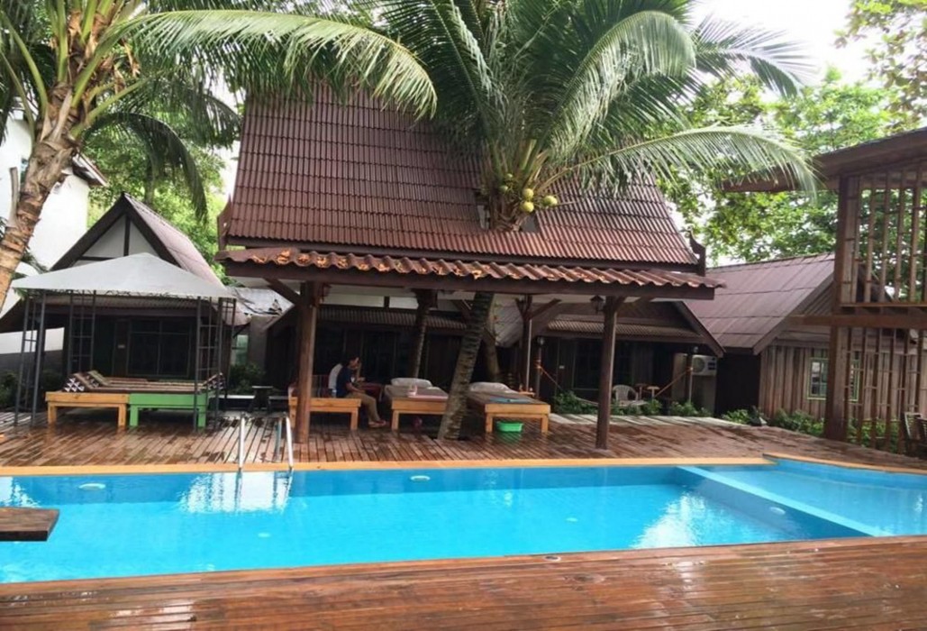 apple beachfront resort