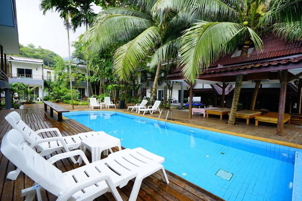 apple beachfront resort