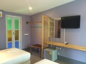 apple beachfront resort