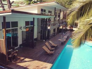 apple beachfront resort