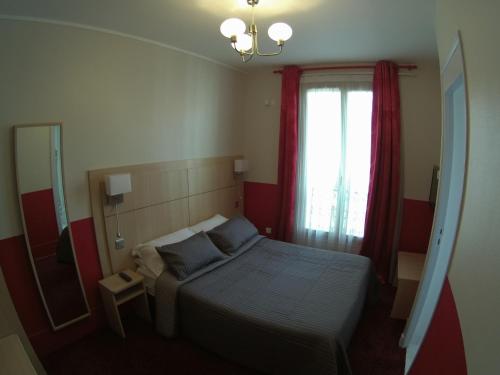 hotel phenix paris