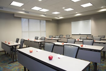 residence inn by marriott houston city place
