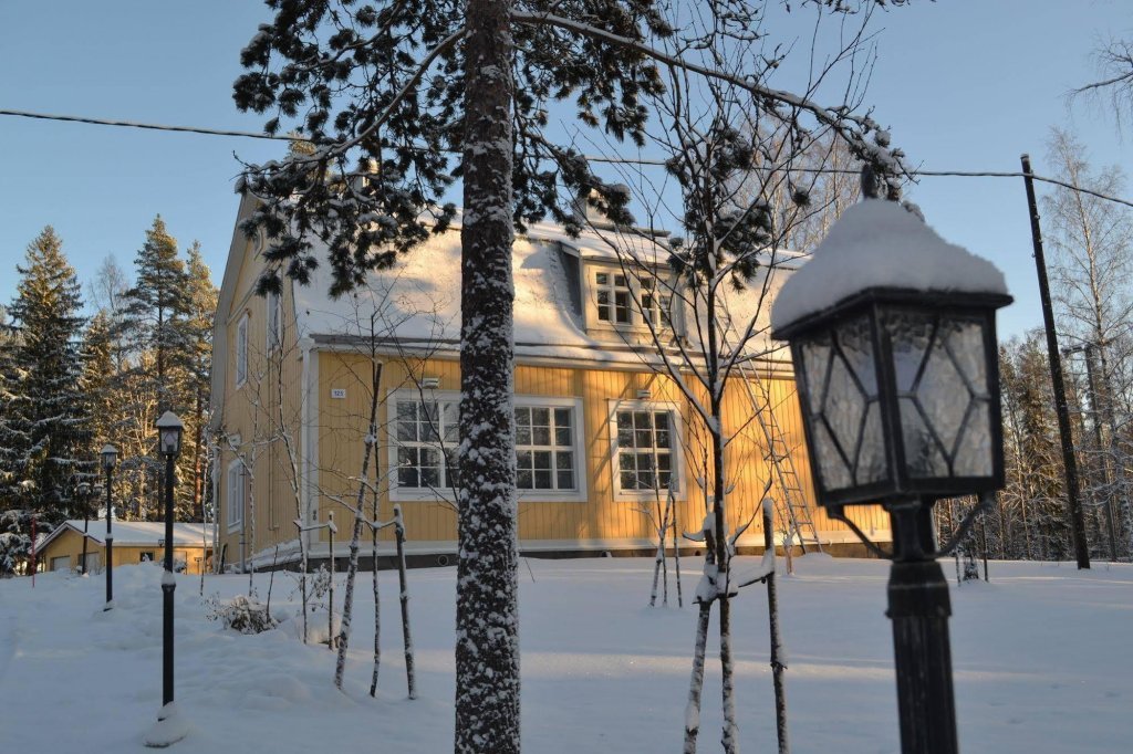 Salpalinjan Hovi,Nuppola>>Lappeenranta,3 star