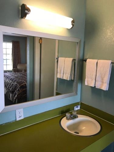Relax Inn,Mcgehee>>Dumas,2.5 star