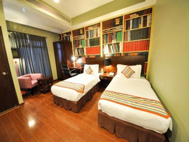 the travotel suites nagpur