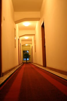 Sunshine Hotel,Near Roman Catholic Cathedral Of Asmara,4 star