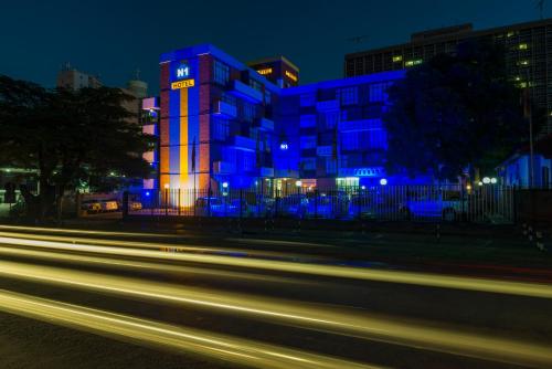 n1 hotel samora machel harare