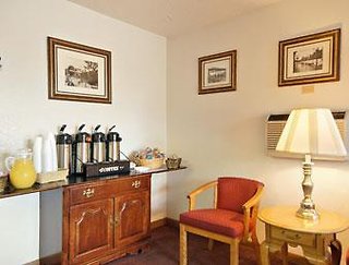 Super 8 By Wyndham Norwich,East Norwich>>Bainbridge,2.5 star