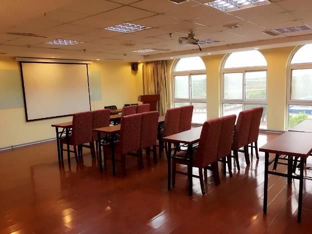 hanting hotel hebi east railway station