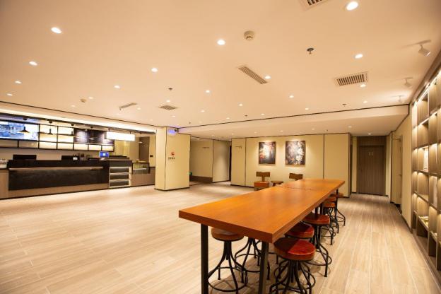 hanting hotel hebi east railway station