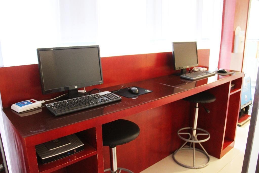 hanting hotel hebi east railway station