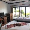 poolsawat villa
