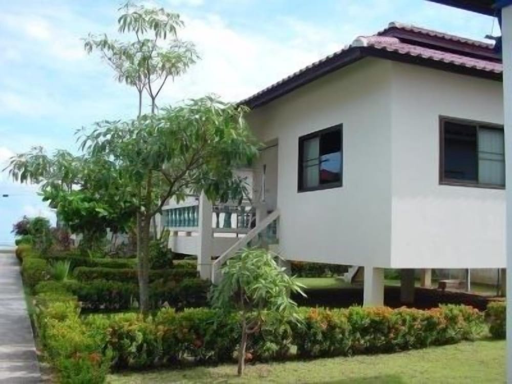 new sunrise village bang po beach