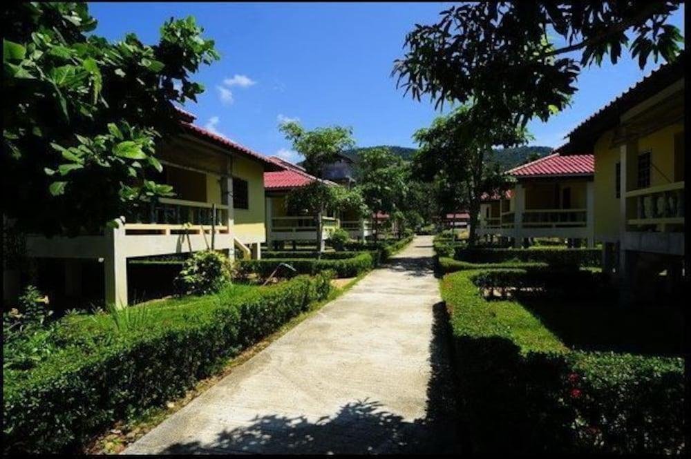 new sunrise village bang po beach