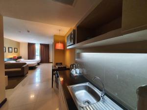 the grand wipanan residence