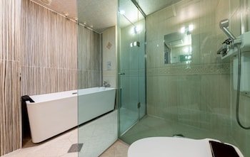 win hotel
