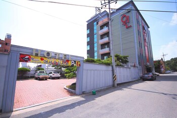 win hotel