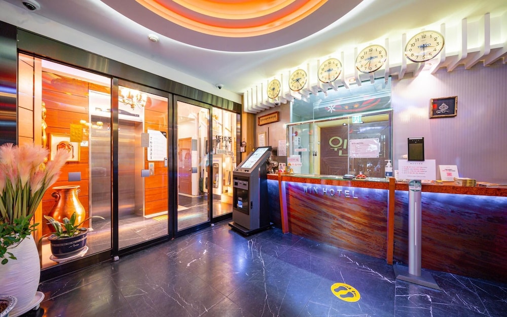win hotel