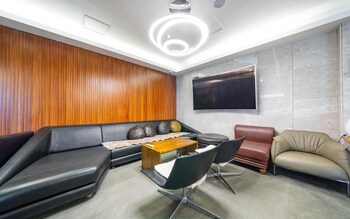 win hotel
