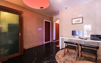 win hotel
