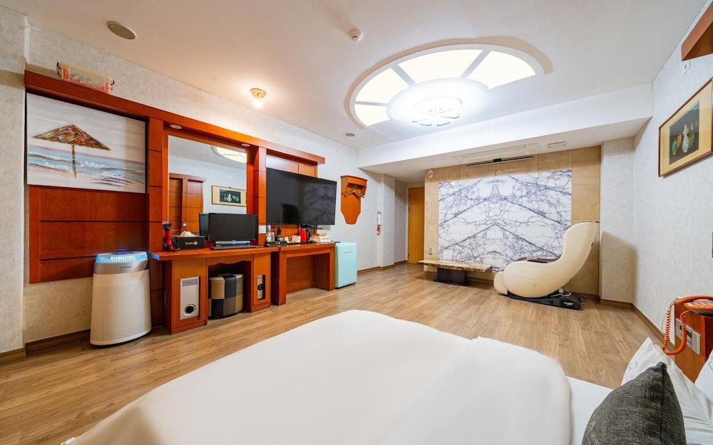 win hotel