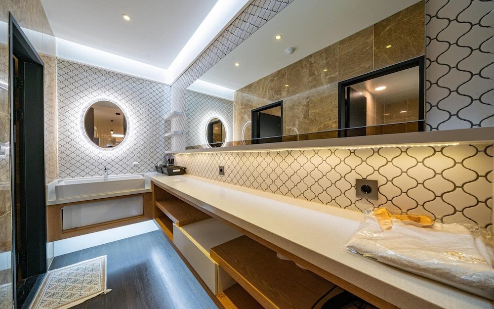 win hotel