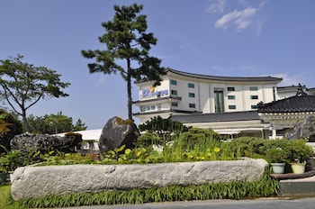 donghae boyang hot spring convention hotel