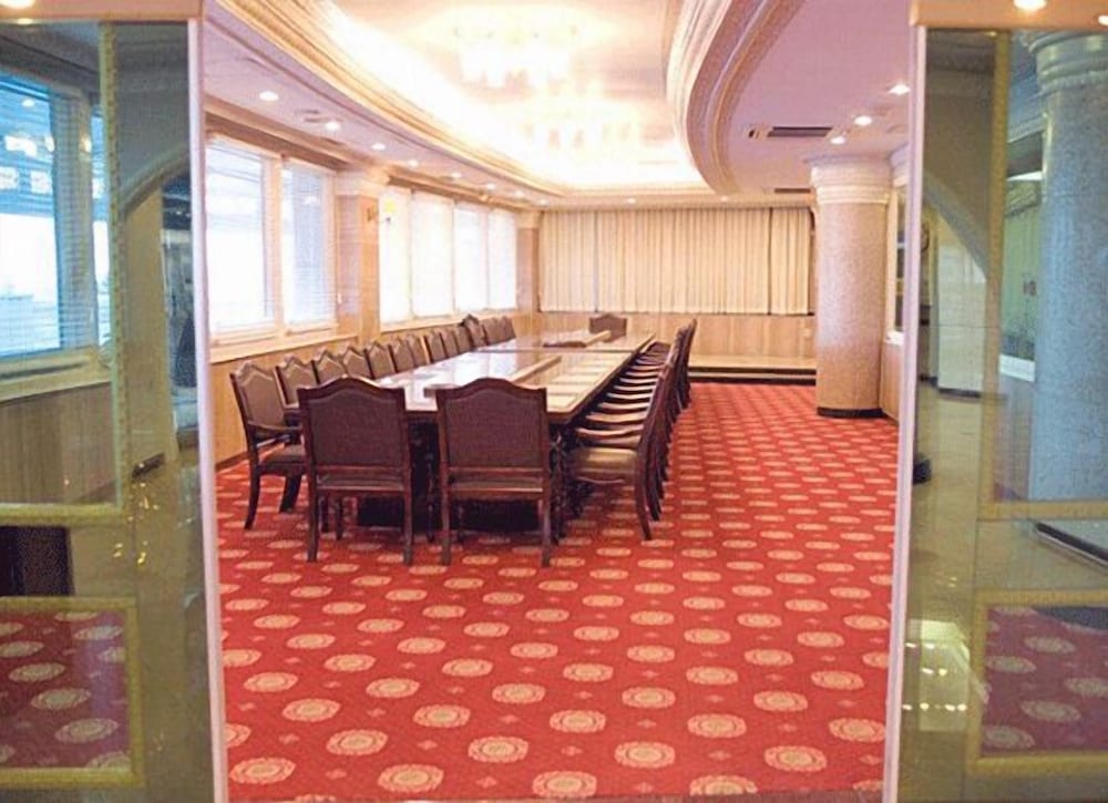 donghae boyang hot spring convention hotel