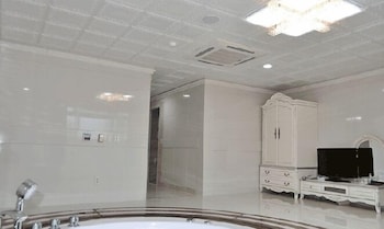 Donghae Boyang Hot Spring Convention Hotel,Gangwon>>Donghae,3.5 star