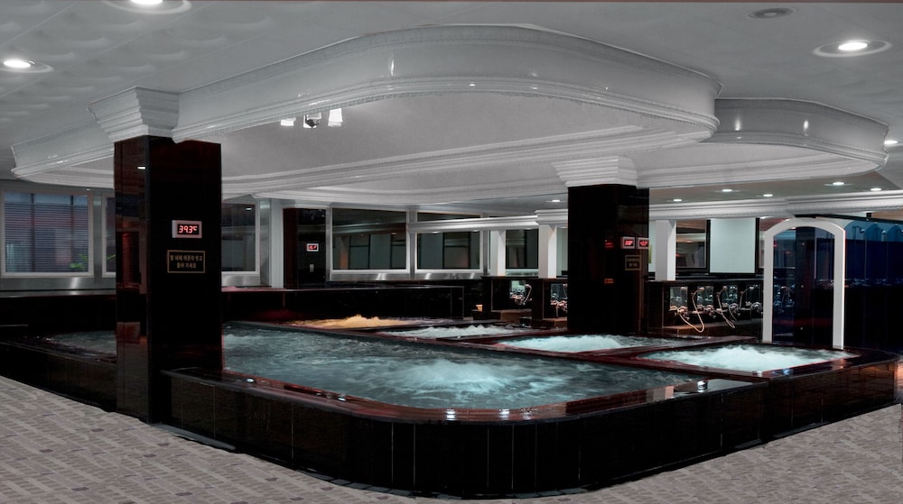 donghae boyang hot spring convention hotel