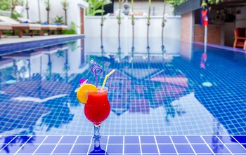 the unique angkor villa