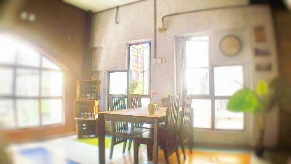 lavender guesthouse hostel