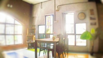 lavender guesthouse hostel