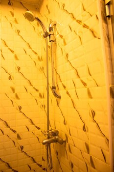 hotel aquiline